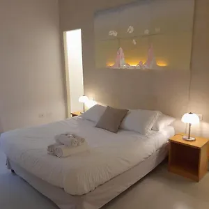 https://loft-farnese-2.it-romehotels.com